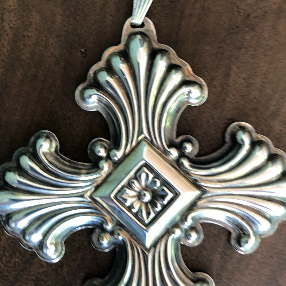 Reed & Barton 925 Sterling Silver Limited Edition Maltese Cross from 1973 - Picture 2 of 13